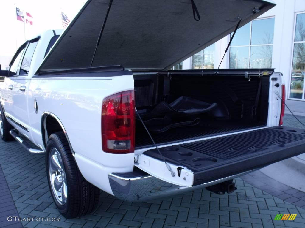 2005 Ram 1500 SLT Quad Cab - Bright White / Dark Slate Gray photo #16