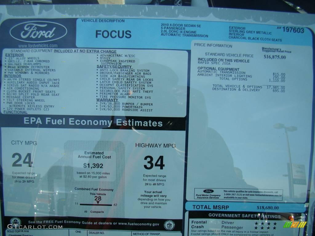 2010 Focus SE Sedan - Sterling Grey Metallic / Charcoal Black photo #15