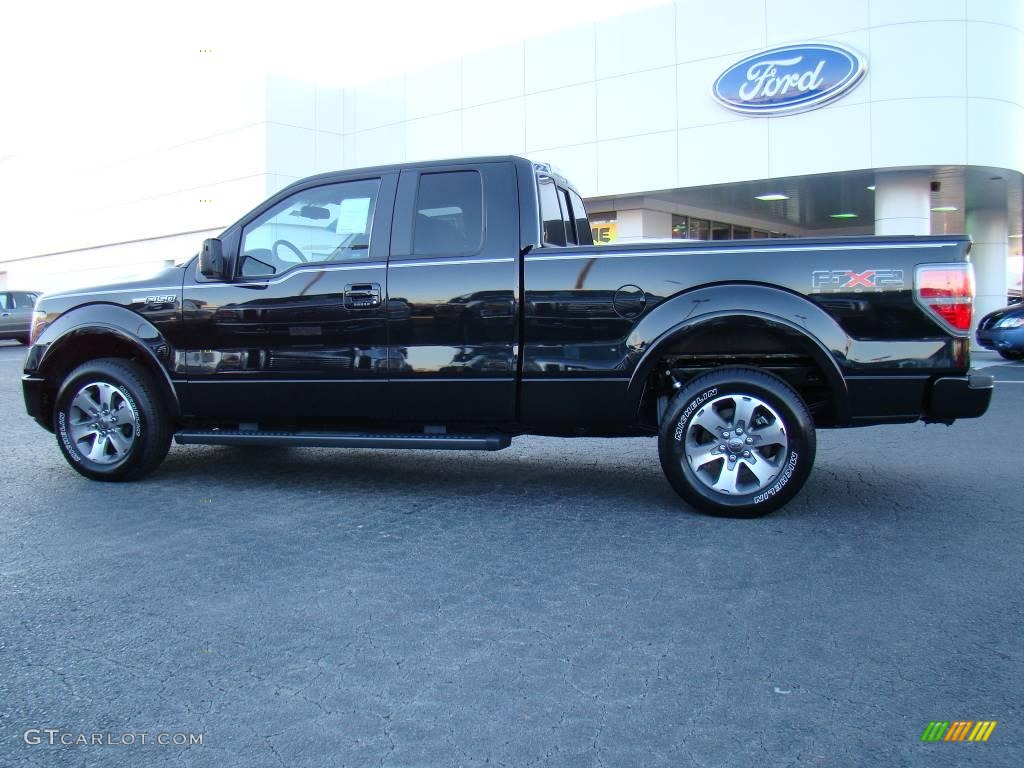 2010 F150 FX2 SuperCab - Tuxedo Black / Black photo #5