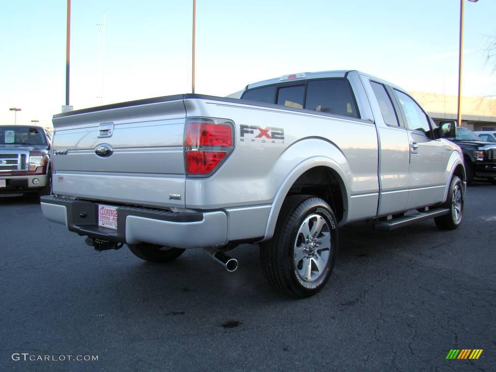 2010 F150 FX2 SuperCab - Ingot Silver Metallic / Black photo #3