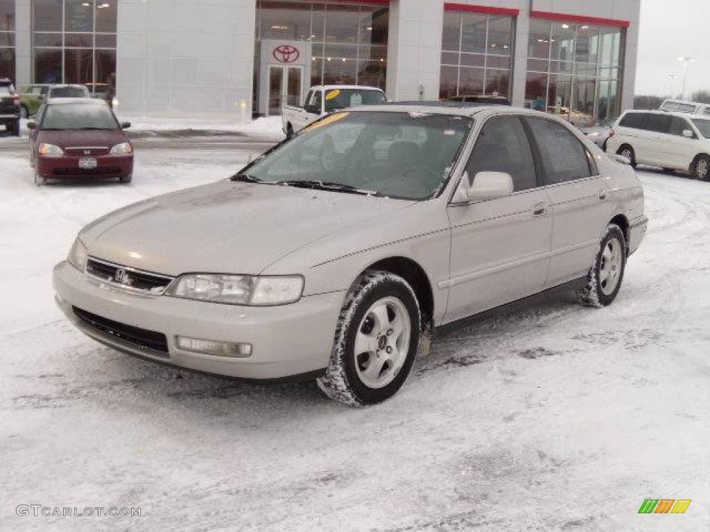 Frost White Honda Accord