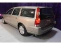 Ash Gold Metallic - V70 2.4 Photo No. 35