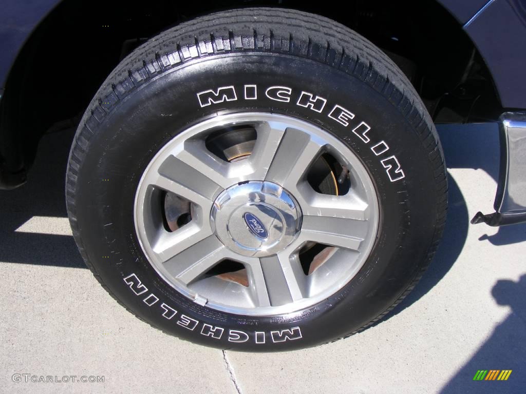 2006 F150 XLT SuperCrew - True Blue Metallic / Medium/Dark Flint photo #16