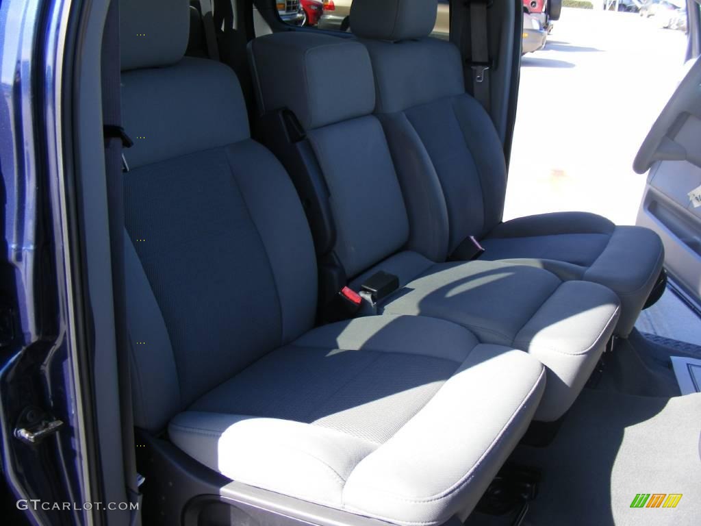 2006 F150 XLT SuperCrew - True Blue Metallic / Medium/Dark Flint photo #31