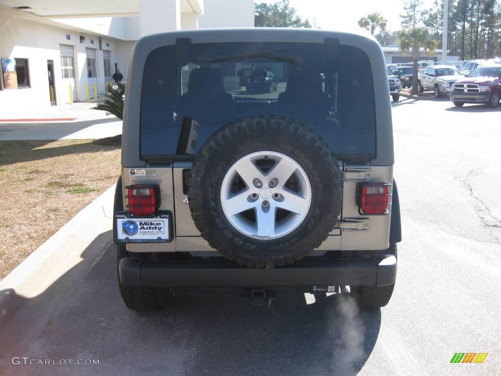 2004 Wrangler Rubicon 4x4 - Light Khaki Metallic / Khaki photo #4