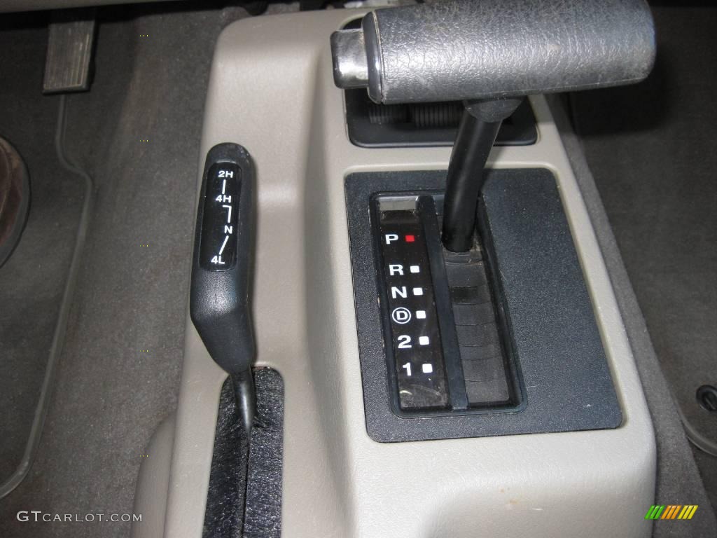2004 Wrangler Rubicon 4x4 - Light Khaki Metallic / Khaki photo #12