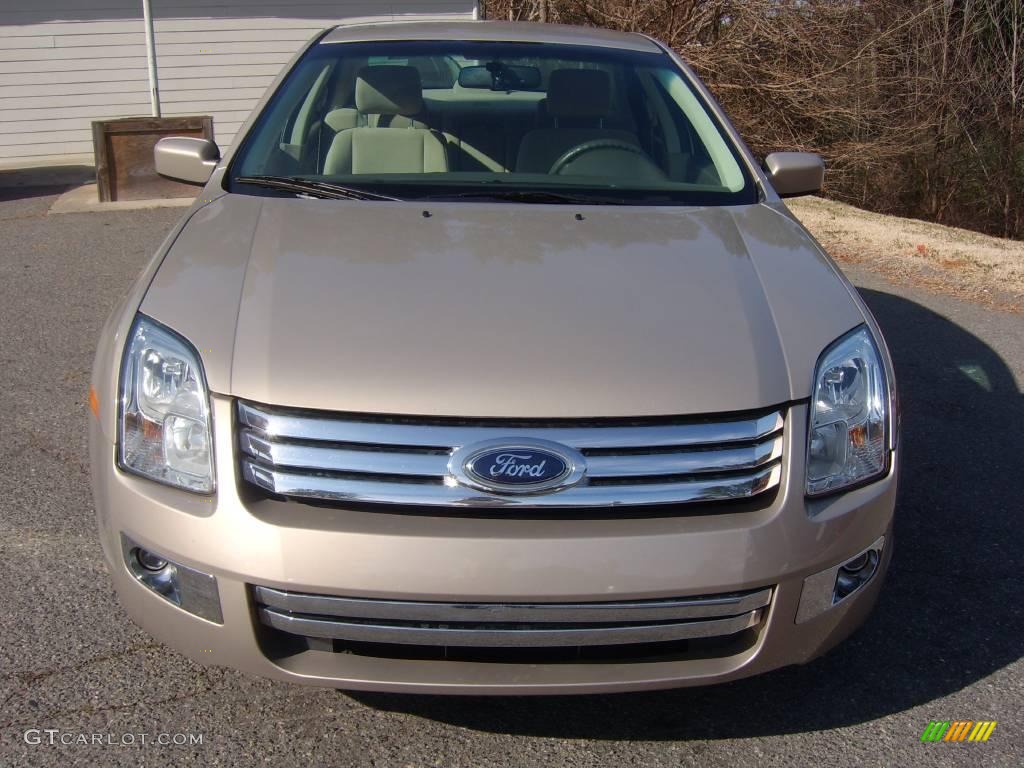 2008 Fusion SEL V6 - Dune Pearl Metallic / Camel photo #2