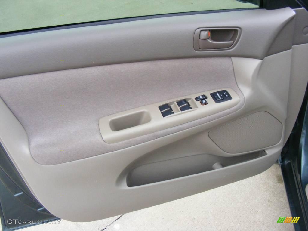 2003 Camry LE - Aspen Green Pearl / Taupe photo #32