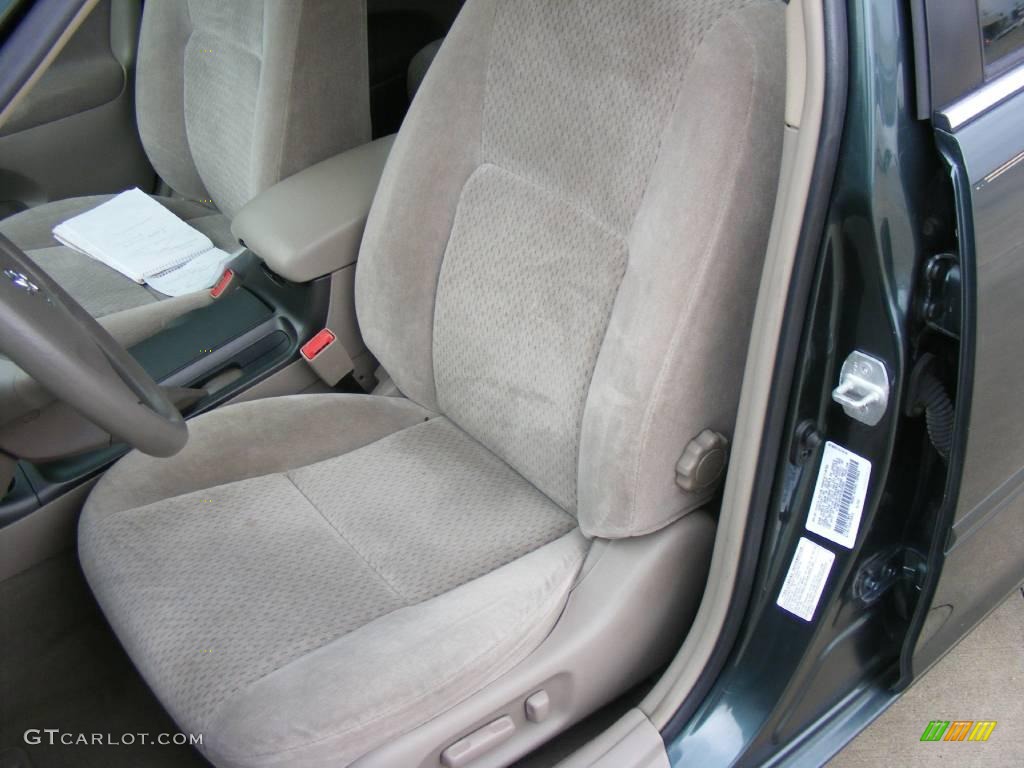 2003 Camry LE - Aspen Green Pearl / Taupe photo #34