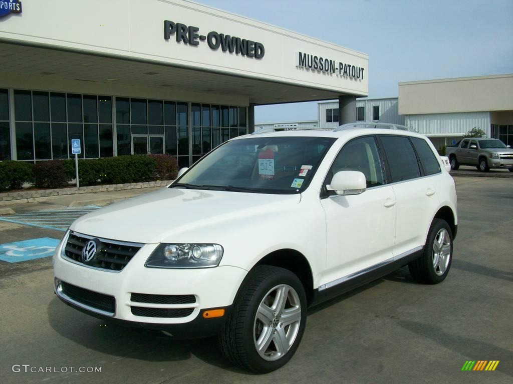 2007 Touareg V8 - Campanella White / Pure Beige photo #1