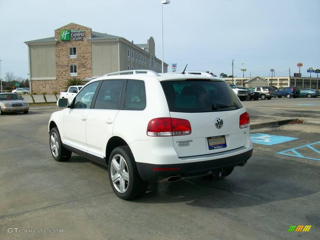 2007 Touareg V8 - Campanella White / Pure Beige photo #3