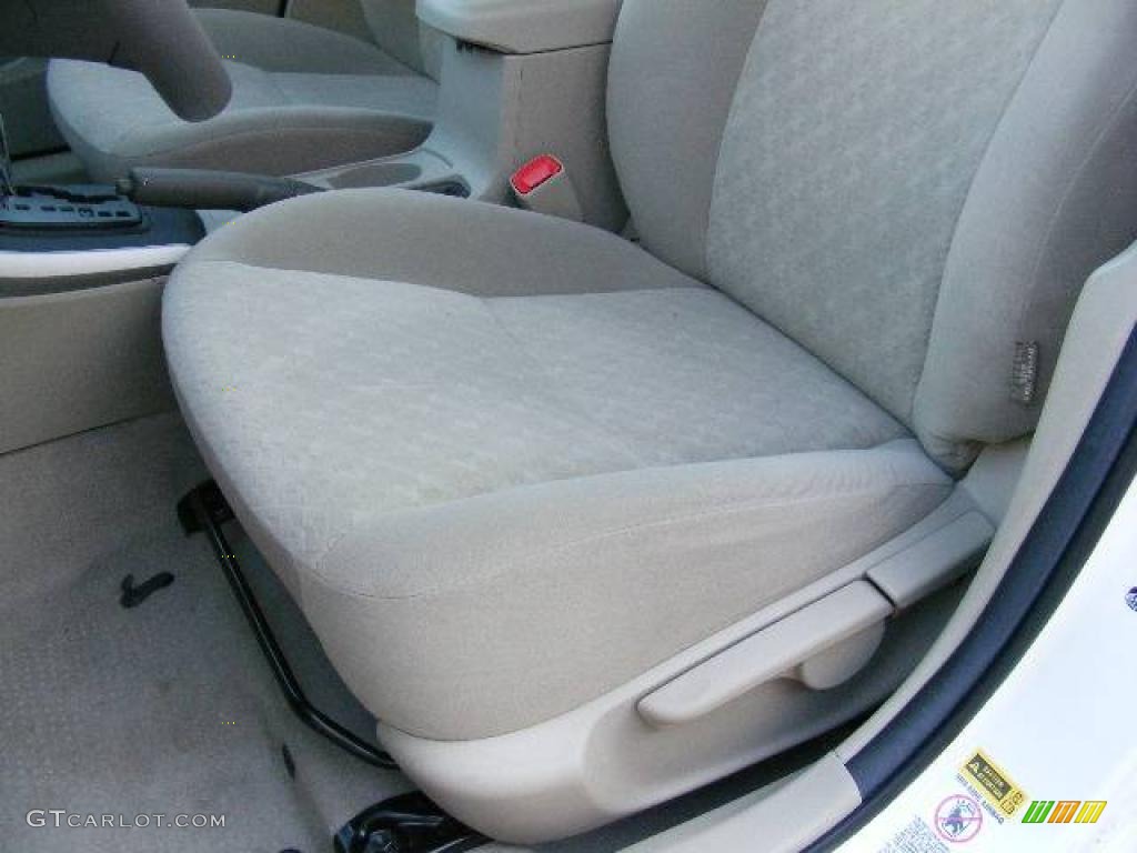 2009 Corolla LE - Super White / Bisque photo #10