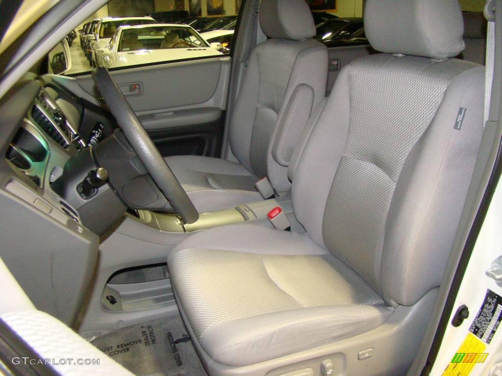 2004 Highlander V6 4WD - Super White / Ash photo #7