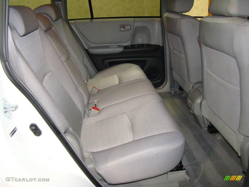 2004 Highlander V6 4WD - Super White / Ash photo #13