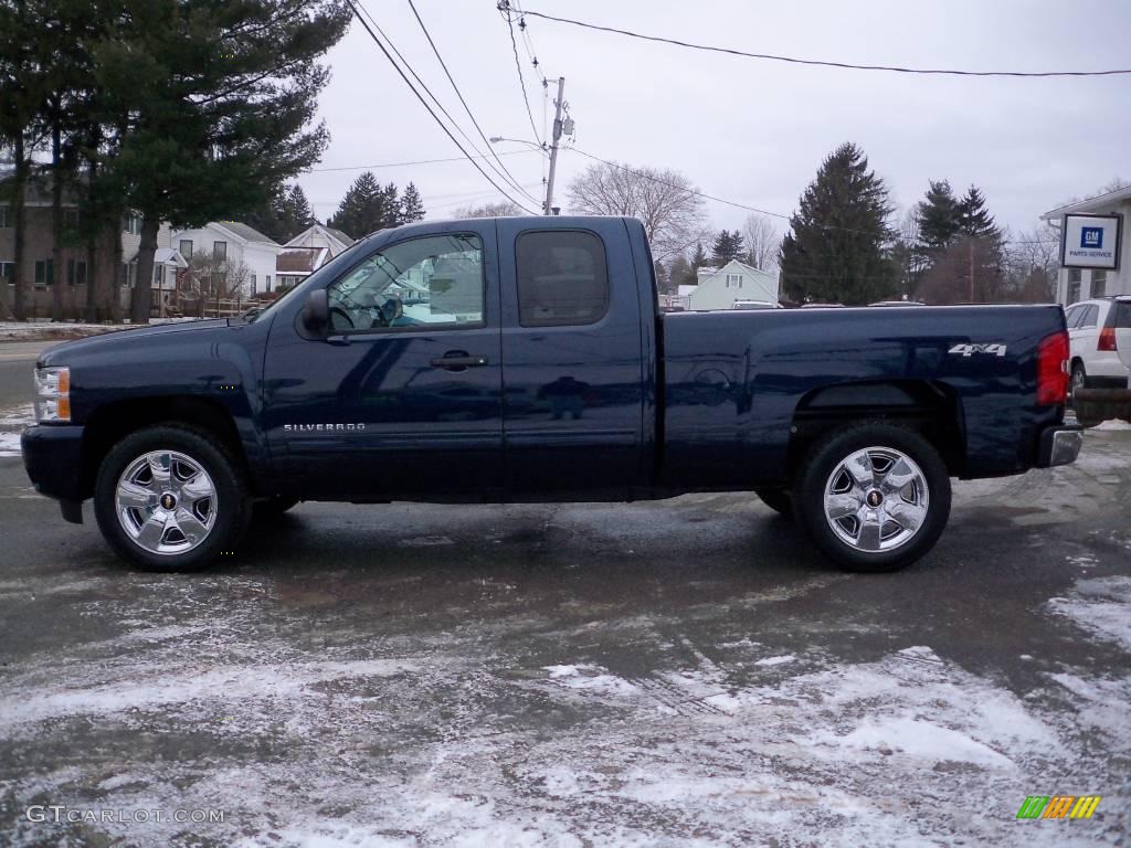 2009 Silverado 1500 LT Extended Cab 4x4 - Imperial Blue Metallic / Ebony photo #8