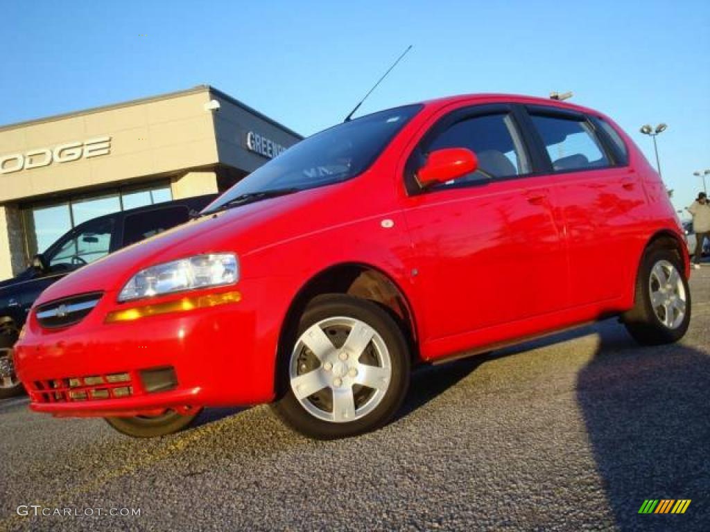 2007 Aveo 5 Hatchback - Victory Red / Charcoal Black photo #1