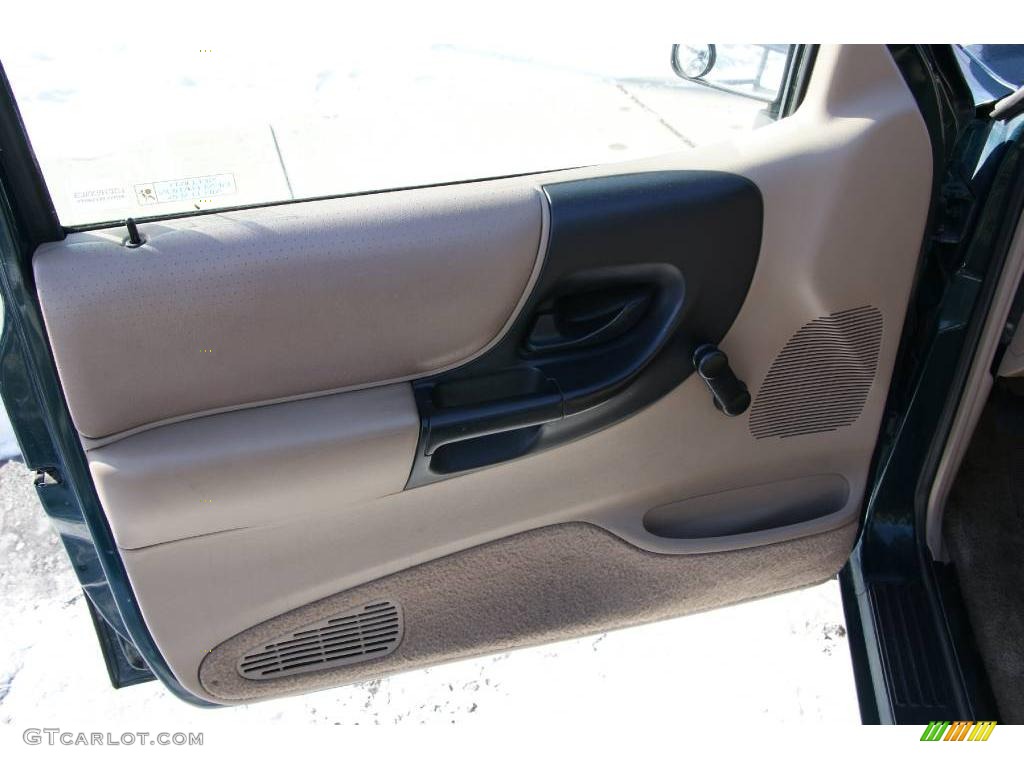 1998 Ranger XLT Extended Cab - Deep Emerald Green Metallic / Medium Prairie Tan photo #10