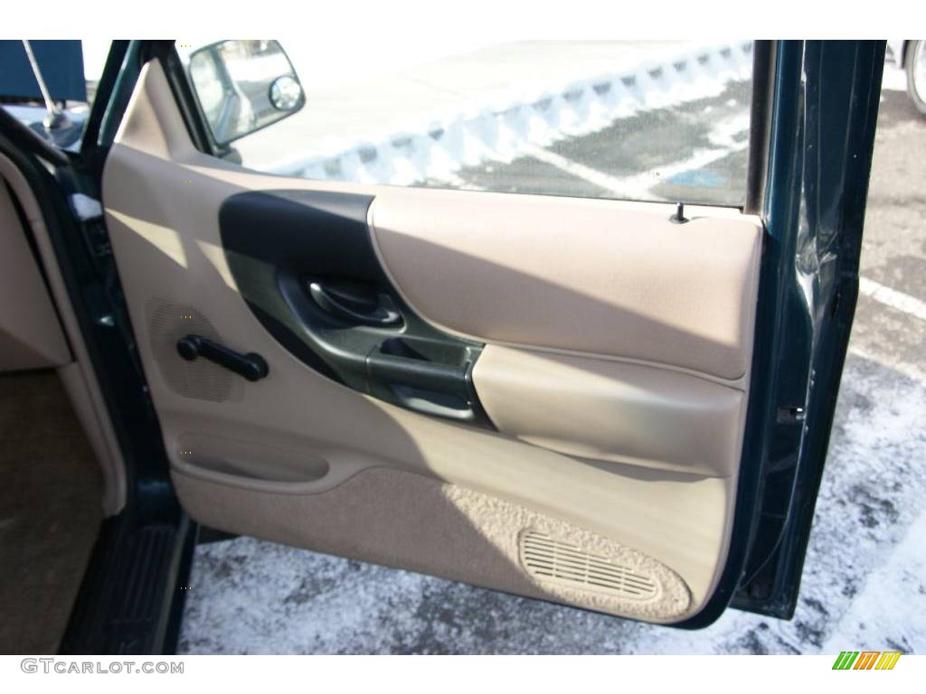 1998 Ranger XLT Extended Cab - Deep Emerald Green Metallic / Medium Prairie Tan photo #13