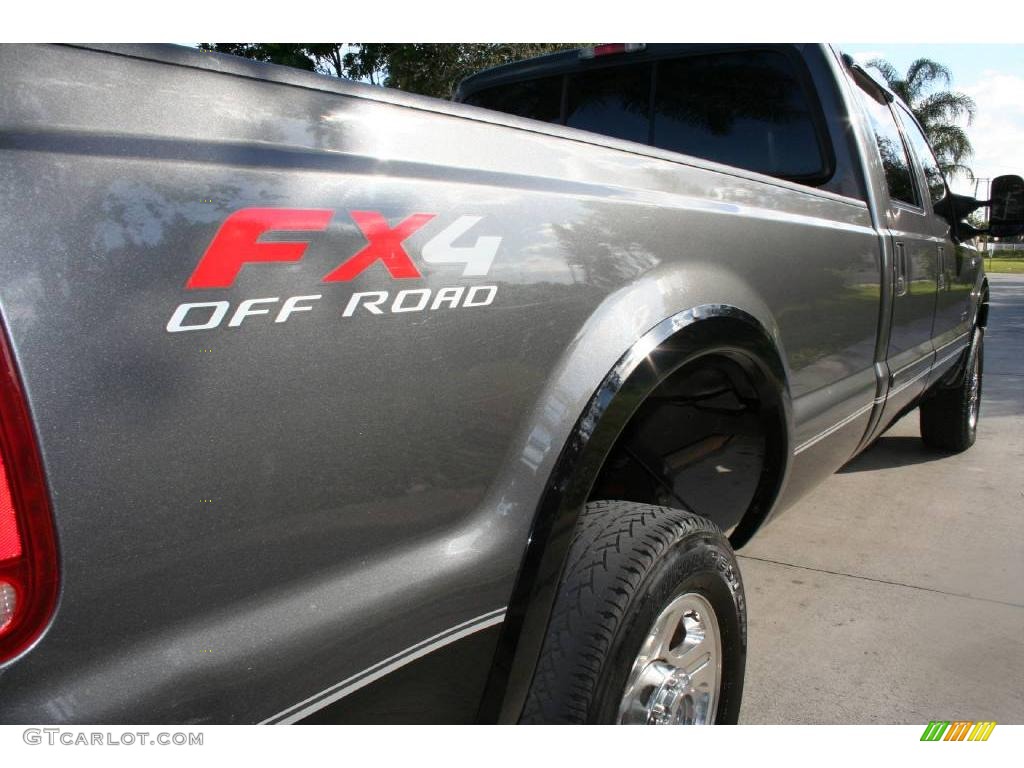 2005 F350 Super Duty Lariat Crew Cab 4x4 - Dark Shadow Grey Metallic / Medium Flint photo #17