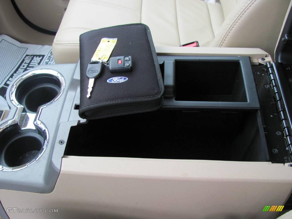 2008 F450 Super Duty Lariat Crew Cab 4x4 Dually - Oxford White / Tan photo #18