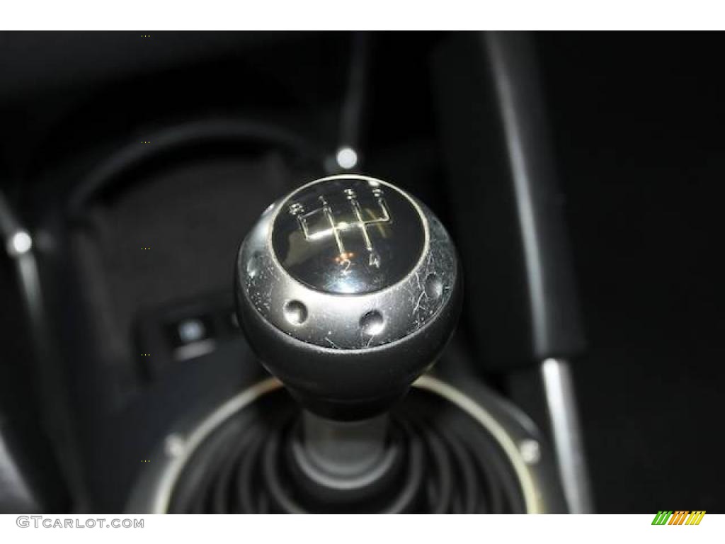 2002 Audi TT 1.8T quattro Coupe 5 Speed Manual Transmission Photo #24463703