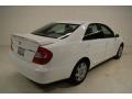 Super White - Camry SE Photo No. 6
