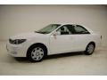 Super White - Camry SE Photo No. 13