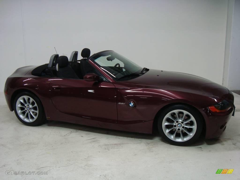 2003 Z4 2.5i Roadster - Merlot Red Metallic / Black photo #2