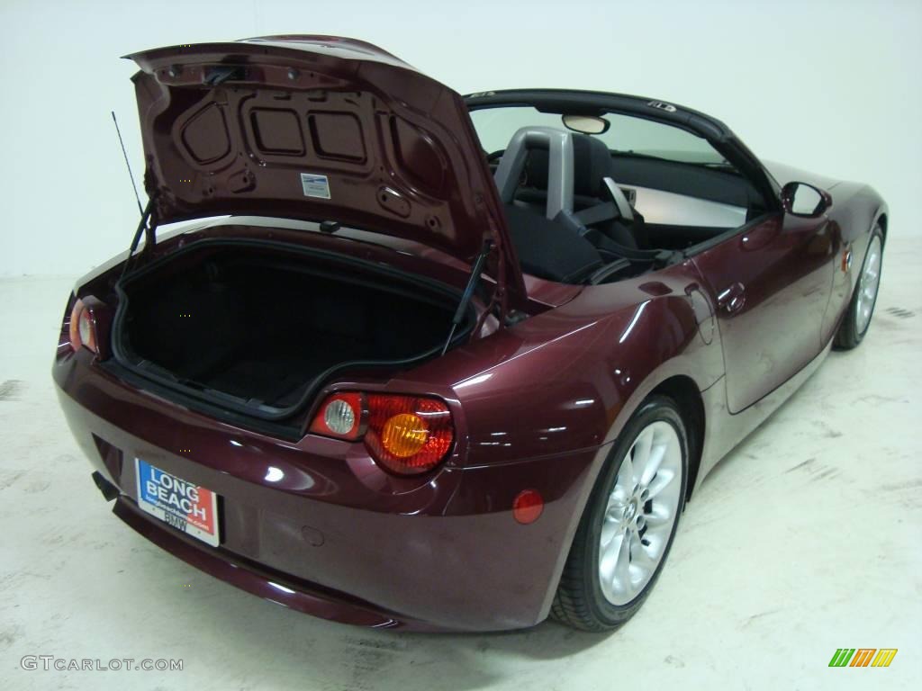 2003 Z4 2.5i Roadster - Merlot Red Metallic / Black photo #10