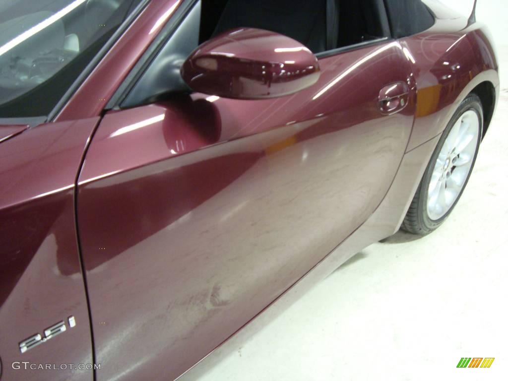 2003 Z4 2.5i Roadster - Merlot Red Metallic / Black photo #34