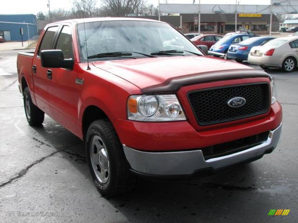 2005 F150 XLT SuperCrew - Bright Red / Tan photo #3