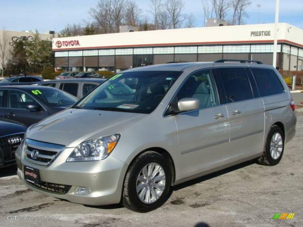 2007 Odyssey Touring - Silver Pearl Metallic / Gray photo #1