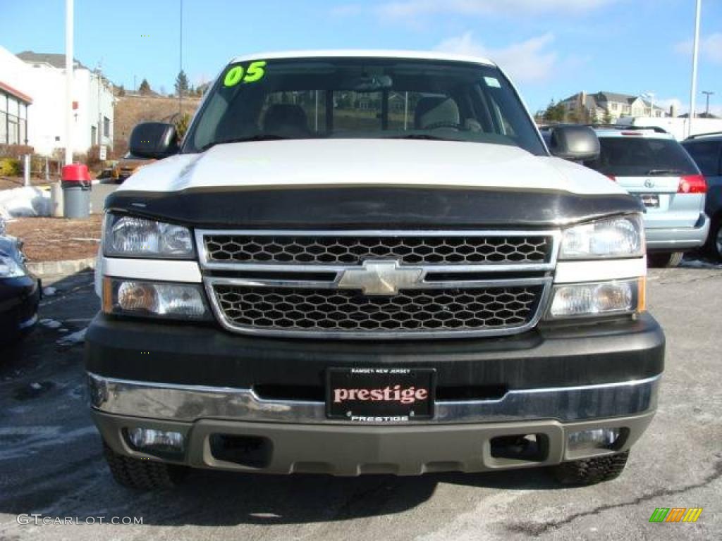 2005 Silverado 2500HD Work Truck Crew Cab 4x4 - Summit White / Dark Charcoal photo #2