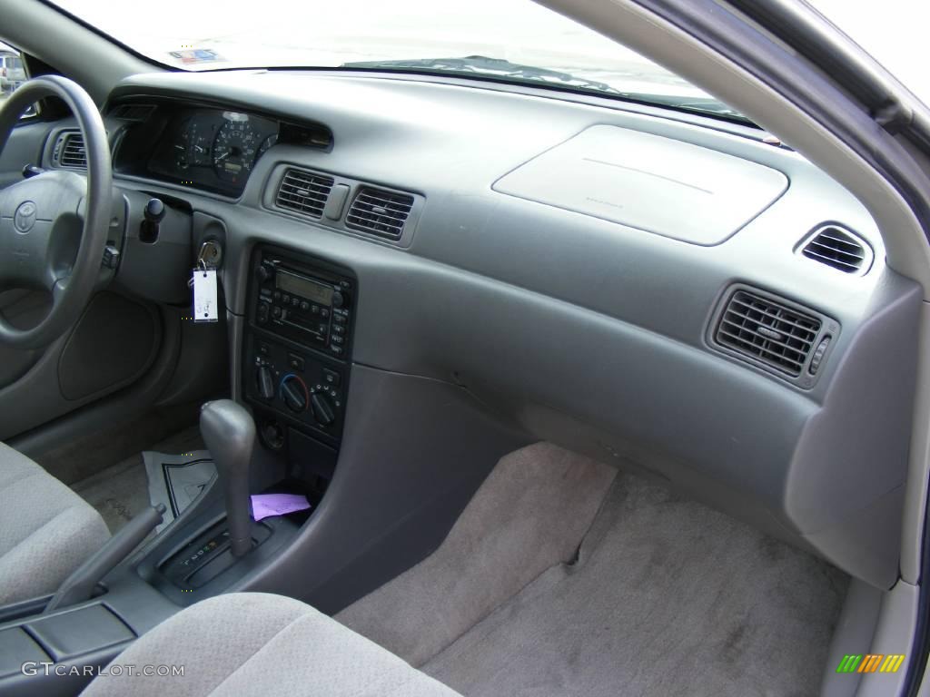 2000 Camry LE - Antique Sage Pearl / Gray photo #12