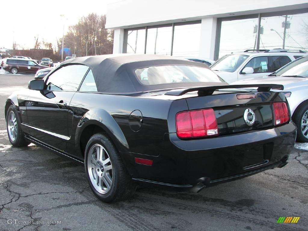 2006 Mustang GT Premium Convertible - Black / Dark Charcoal photo #4