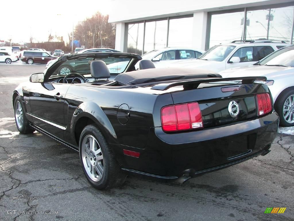 2006 Mustang GT Premium Convertible - Black / Dark Charcoal photo #22