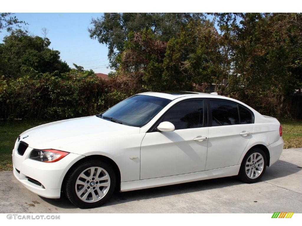 2006 3 Series 325i Sedan - Alpine White / Beige photo #3