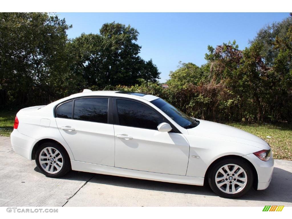 2006 3 Series 325i Sedan - Alpine White / Beige photo #14