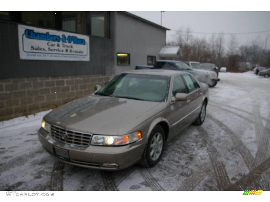 2003 Seville SLS - Cashmere / Neutral Shale photo #1