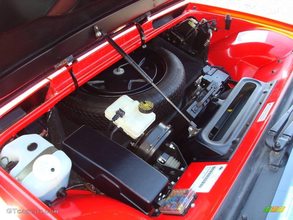 2001 Lotus Esprit V8 Trunk Photos