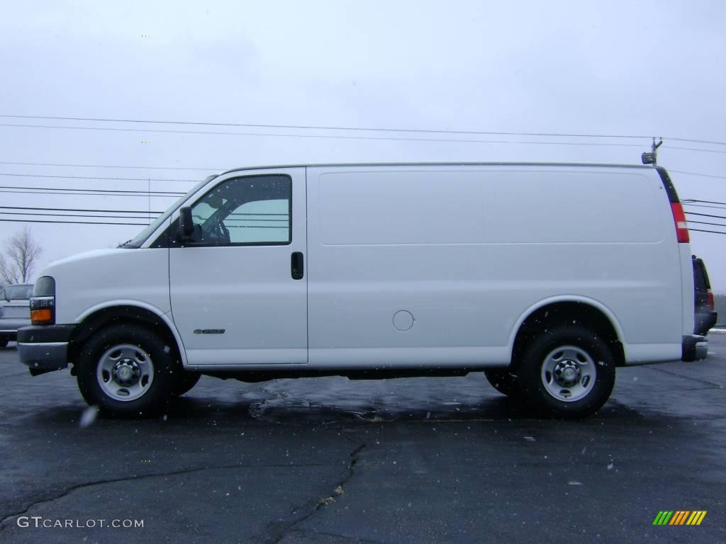 2006 Express 2500 Cargo Van - Summit White / Medium Dark Pewter photo #4