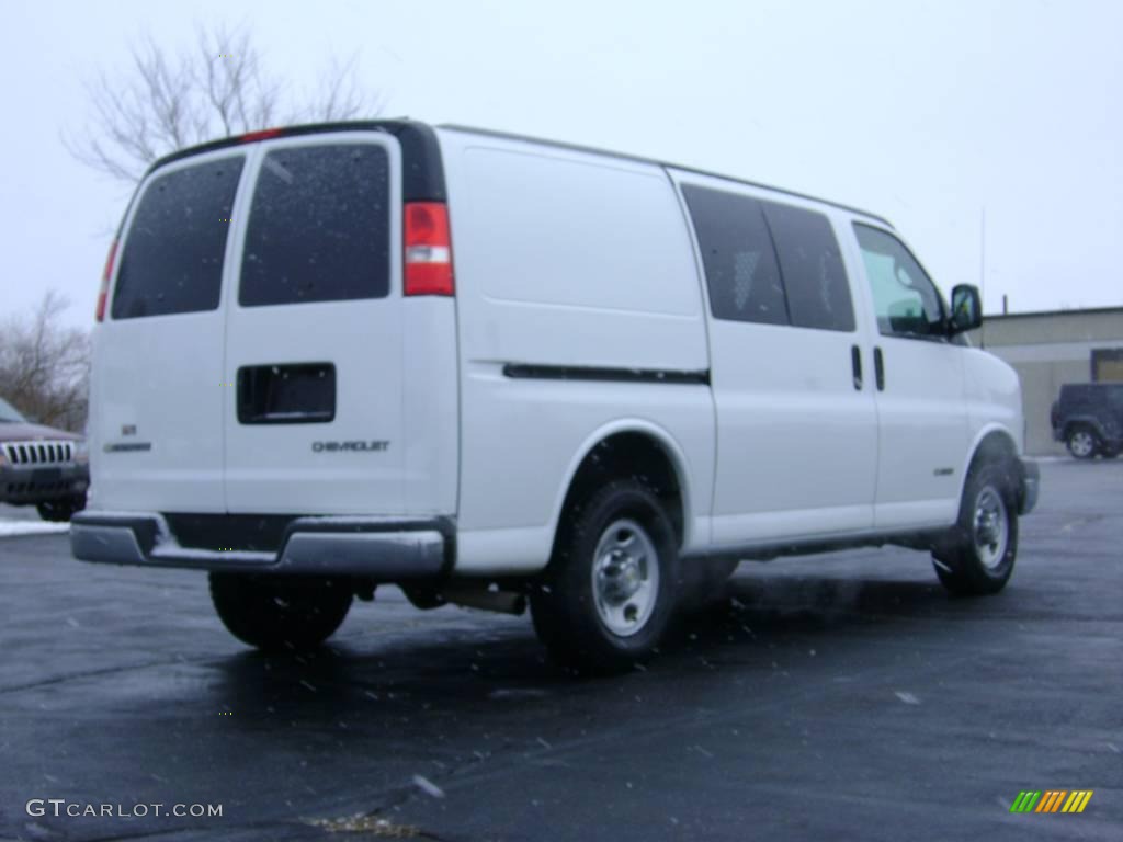 2006 Express 2500 Cargo Van - Summit White / Medium Dark Pewter photo #8