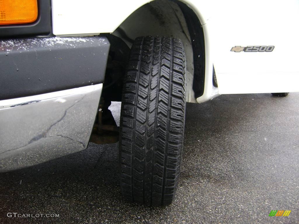 2006 Express 2500 Cargo Van - Summit White / Medium Dark Pewter photo #19