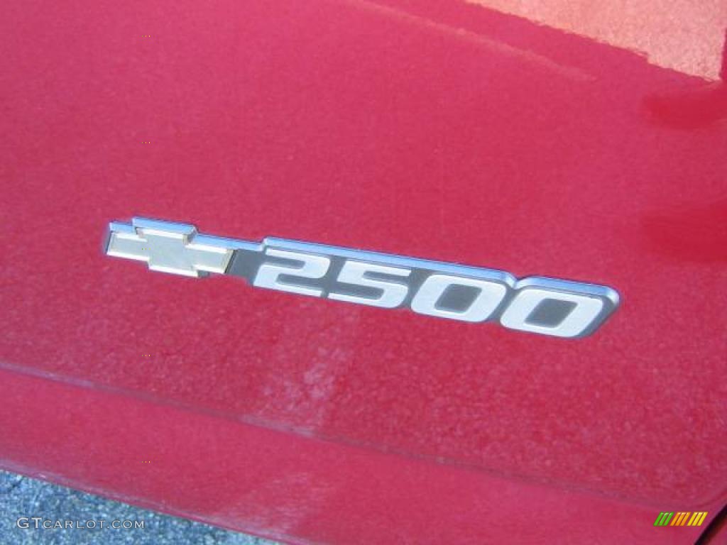2006 Express 2500 Extended Commercial Van - Sport Red Metallic / Medium Dark Pewter photo #5