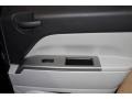Black Clearcoat - Patriot Sport Photo No. 30