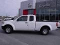 Avalanche White - Frontier XE King Cab Photo No. 2