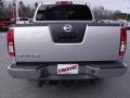 Radiant Silver Metallic - Frontier SE Crew Cab Photo No. 4