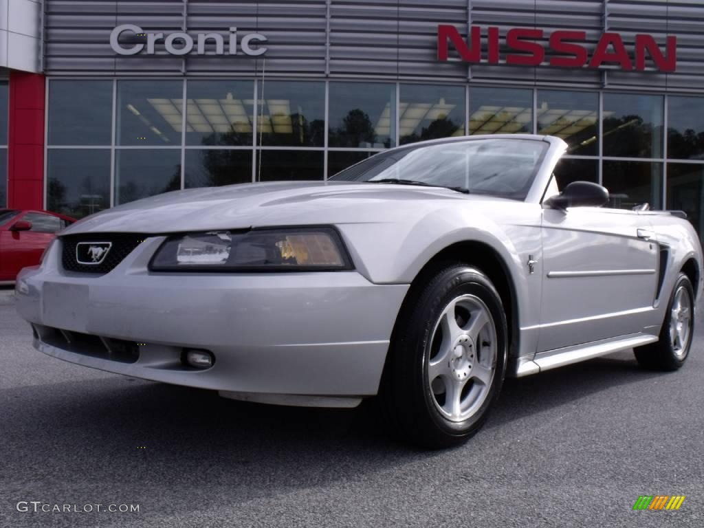 2003 Mustang V6 Convertible - Silver Metallic / Medium Graphite photo #1