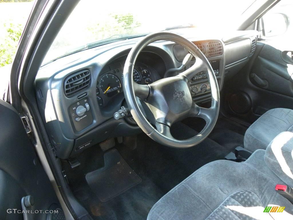2001 S10 Extended Cab - Light Pewter Metallic / Graphite photo #3