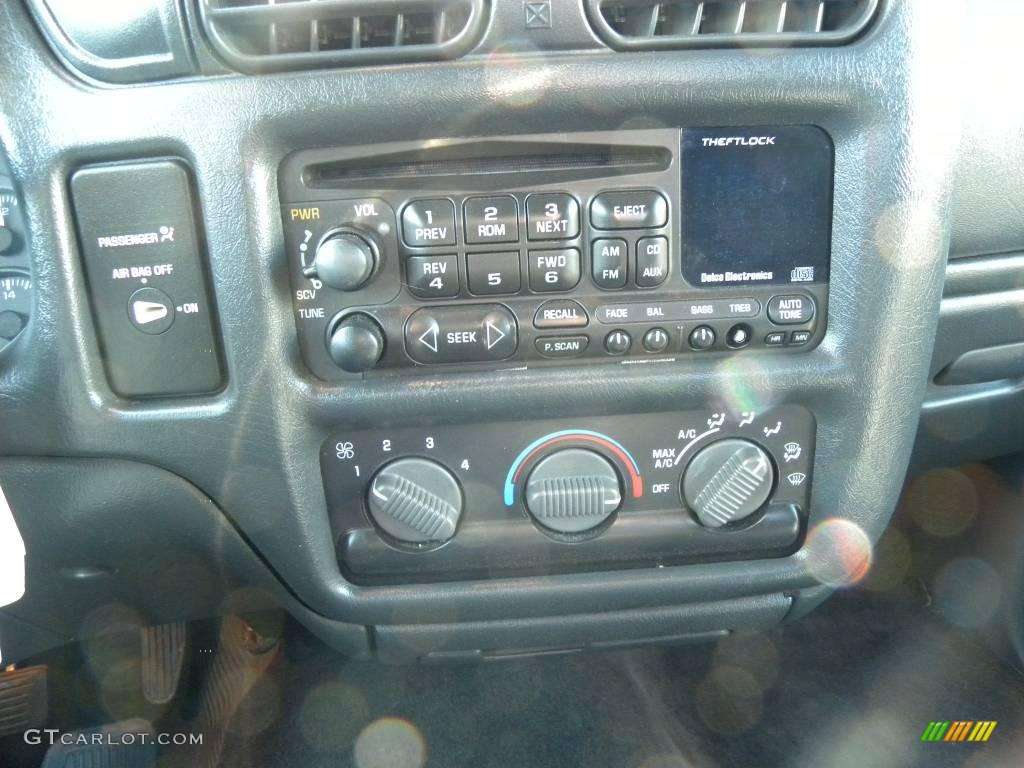 2001 S10 Extended Cab - Light Pewter Metallic / Graphite photo #15